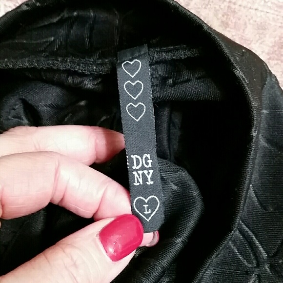 Black skater skirt - Picture 4 of 5